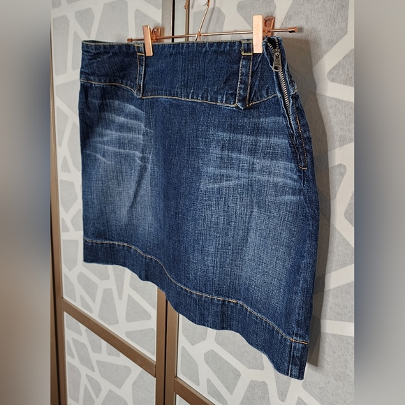 Tommy Hilfiger Denim Skirt  - Size 16 - Picture 2 of 6